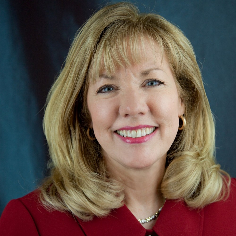 Deborah Dunn Headshot
